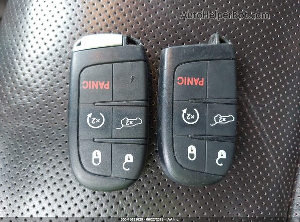 1C4RJFCG7JC136822 2018 JEEP GRAND CHEROKEE White Vista del salpicadero
