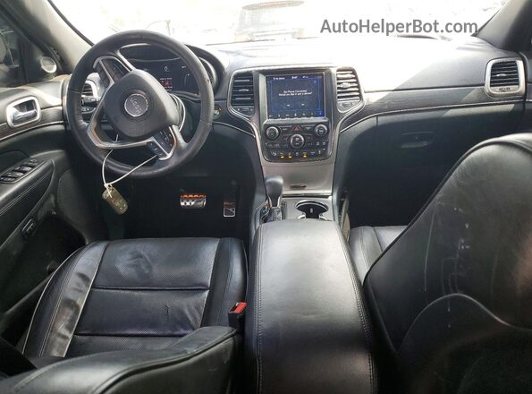 1C4RJFCGXJC120713 2018 JEEP GRAND Черный Вид панели приборов