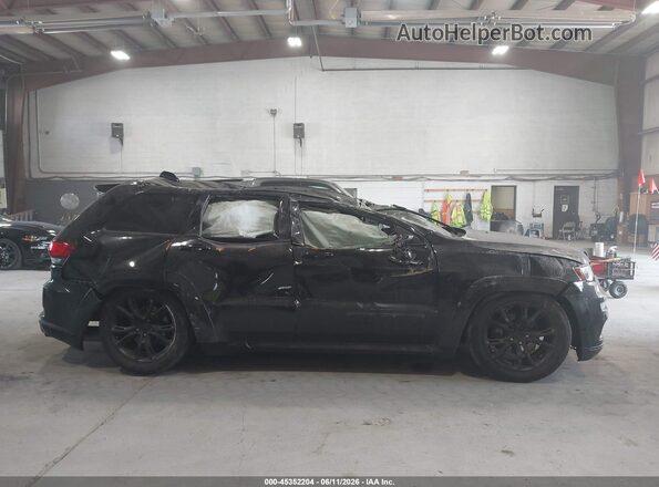 1C4RJFCT0JC405398 2018 JEEP GRAND CHEROKEE Черный Вид задней части салона