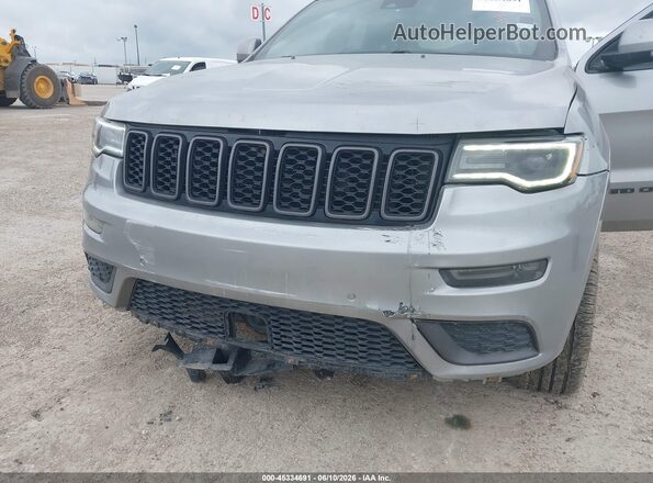 1C4RJFCT4LC136292 2020 JEEP GRAND CHEROKEE Silver Widok z przodu