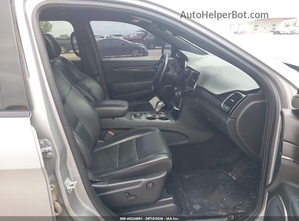 1C4RJFCT4LC136292 2020 JEEP GRAND CHEROKEE Silver Widok wnętrza z przodu