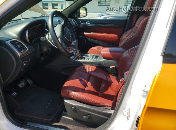 1C4RJFDJXHC646117 2017 JEEP GRAND Gold წინა სალონის ხედი