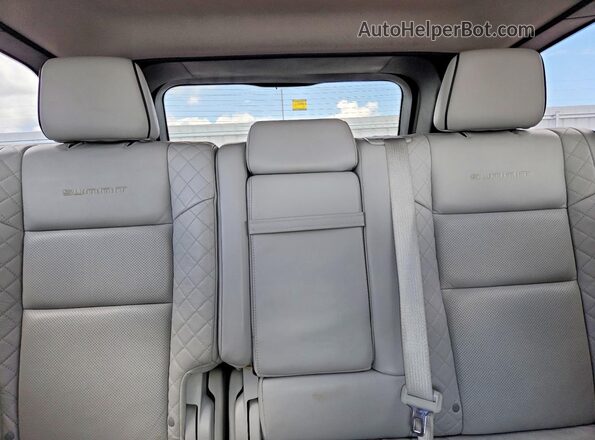 1C4RJFJG5JC102526 2018 JEEP GRAND White Widok tylnych siedzeń