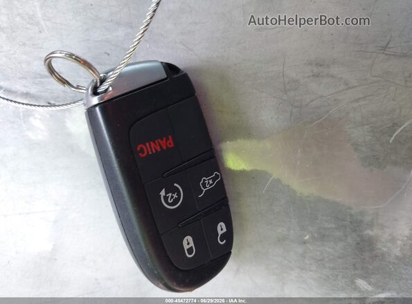 1C4RJFLG2HC612775 2017 JEEP GRAND CHEROKEE Red Widok deski rozdzielczej