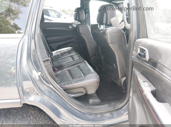 1C4RJFLG8JC106177 2018 JEEP GRAND CHEROKEE Gray VIN sticker view