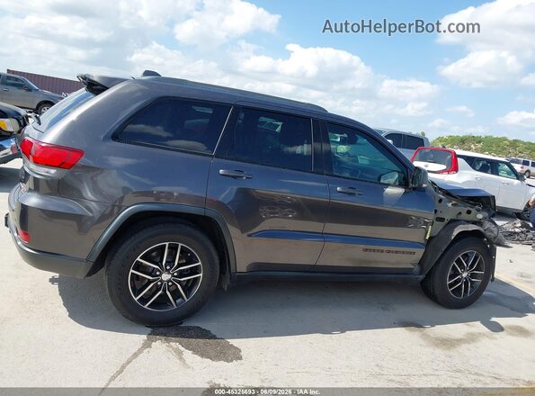 1C4RJFLG9HC610053 2017 JEEP GRAND CHEROKEE Gray Widok wnętrza 360 stopni