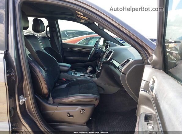 1C4RJFLG9HC610053 2017 JEEP GRAND CHEROKEE Gray Widok wnętrza z przodu