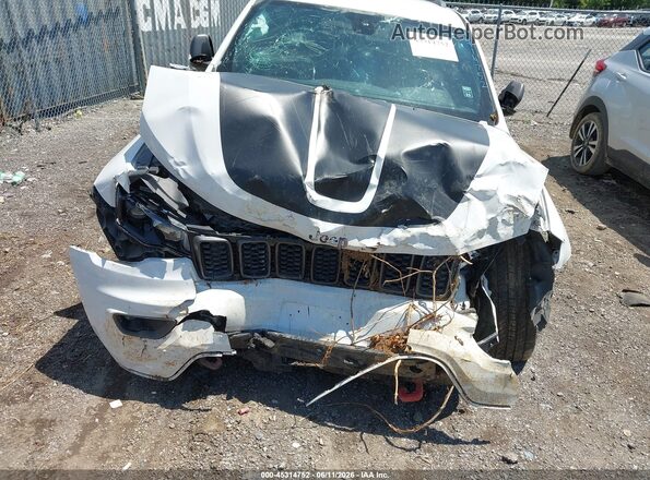 1C4RJFLG9KC726828 2019 JEEP GRAND CHEROKEE White Vista frontal