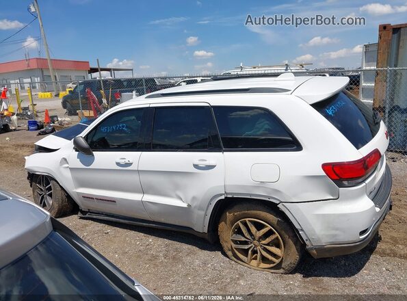 1C4RJFLG9KC726828 2019 JEEP GRAND CHEROKEE White Vista interior de 360 grados