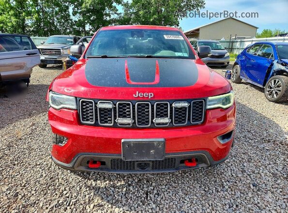 1C4RJFLT1HC613462 2017 JEEP GRAND Red Vista frontal