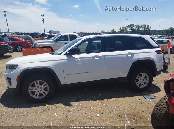 1C4RJHAG3PC543849 2023 JEEP GRAND CHEROKEE White Панорамний вид салону 360°