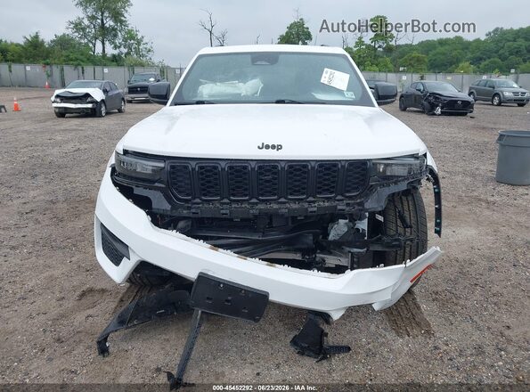 1C4RJHAG3PC594882 2023 JEEP GRAND CHEROKEE White Սարքավորումների վահանակի տեսք