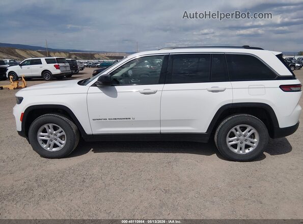 1C4RJHAG3PC625323 2023 JEEP GRAND CHEROKEE White 360 interior view