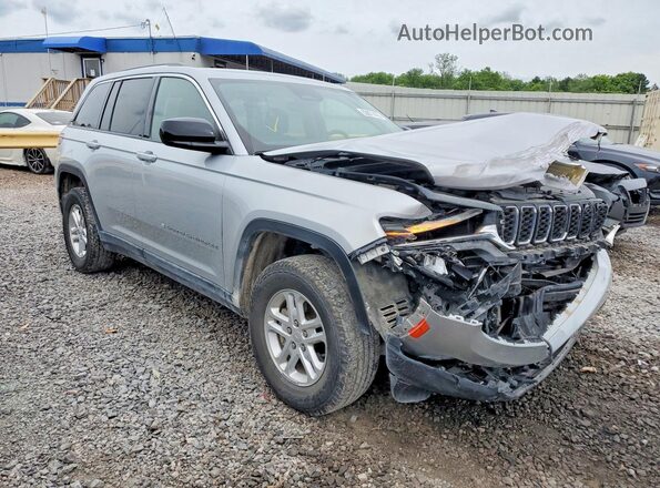 1C4RJHAG4PC537672 2023 JEEP CHEROKEE Silver Передня права чверть