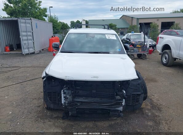 1C4RJHAG4SC272342 2025 JEEP GRAND CHEROKEE White Rear interior view