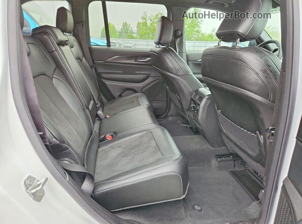 1C4RJHAG5S8787336 2025 JEEP GRAND White უკანა სალონის ხედი
