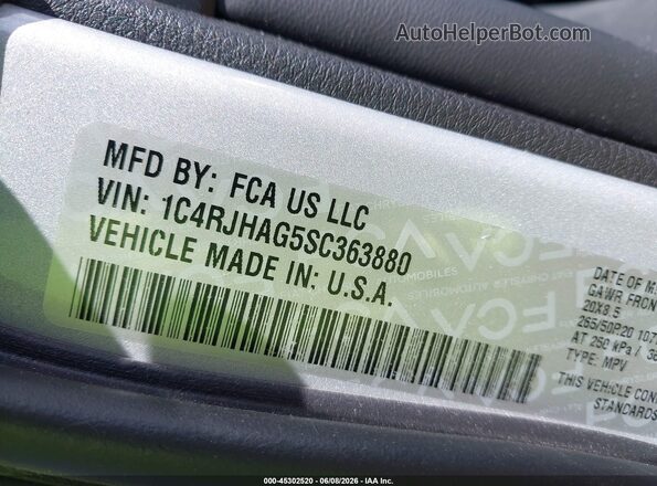 1C4RJHAG5SC363880 2025 JEEP GRAND CHEROKEE Silver Շարժիչի բաժամունքի տեսք