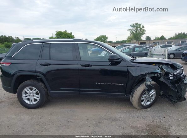 1C4RJHAG7PC513303 2023 JEEP GRAND CHEROKEE Black უკანა სალონის ხედი