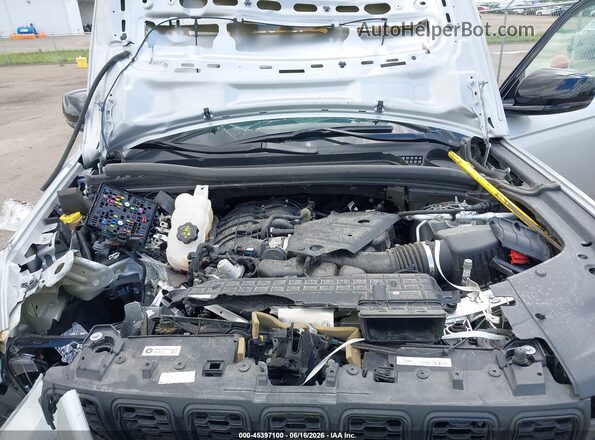 1C4RJHAG7SC293816 2025 JEEP GRAND CHEROKEE Silver Հետևի տեսք