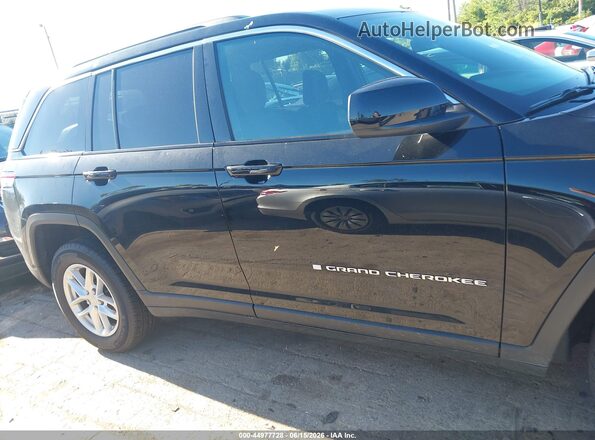 1C4RJHAG8SC333269 2025 JEEP GRAND CHEROKEE Black Вид задньої частини салону