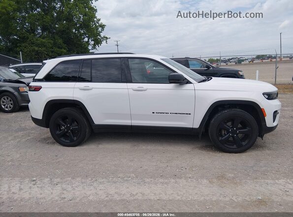 1C4RJHAG9PC522441 2023 JEEP GRAND CHEROKEE Белый Вид задней части салона