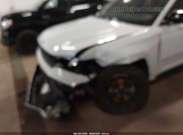 1C4RJHAR3TC201278 2026 JEEP GRAND CHEROKEE White Vista frontal