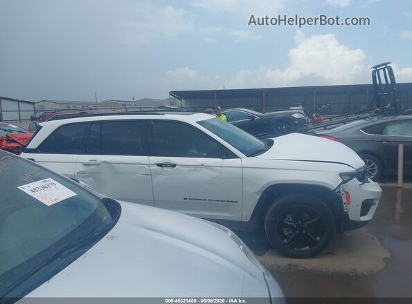 1C4RJHBG3RC701768 2024 JEEP GRAND CHEROKEE White უკანა სალონის ხედი