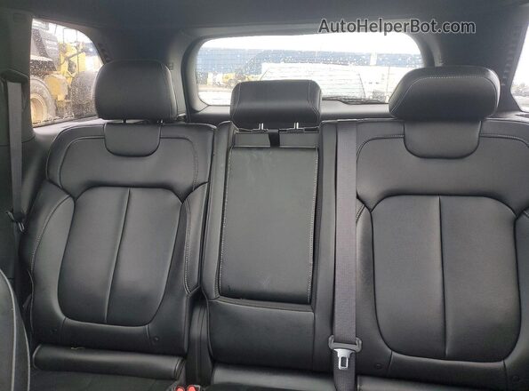 1C4RJHBG3SC330777 2025 JEEP GRAND White Widok tylnych siedzeń