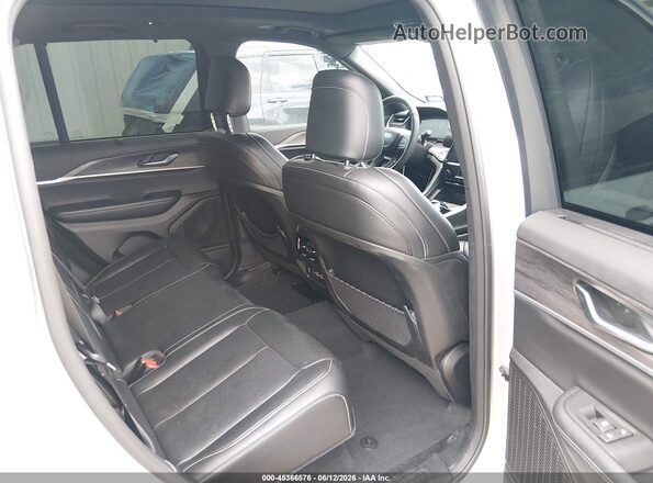 1C4RJHBG7S8650574 2025 JEEP GRAND CHEROKEE Silver VIN կոդի պիտակի տեսք