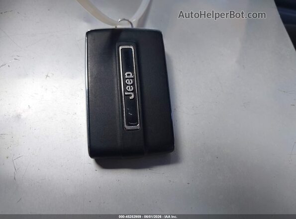 1C4RJHBG8RC209480 2024 JEEP GRAND CHEROKEE White წინა პანელის ხედი