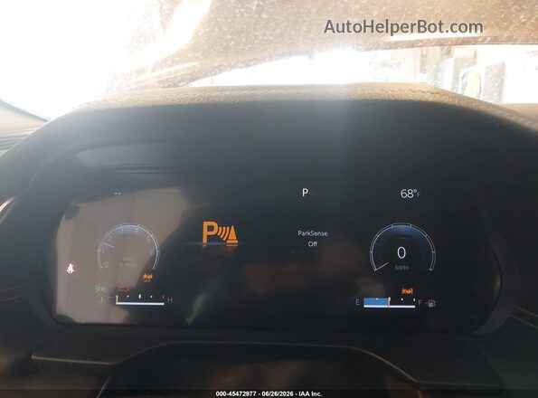 1C4RJHBG9P8808663 2023 JEEP GRAND CHEROKEE Red Вид задніх сидінь