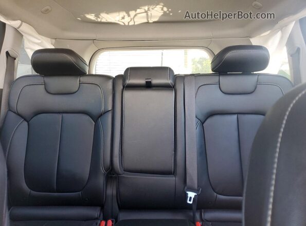 1C4RJHBG9PC542235 2023 JEEP GRAND White Widok tylnych siedzeń