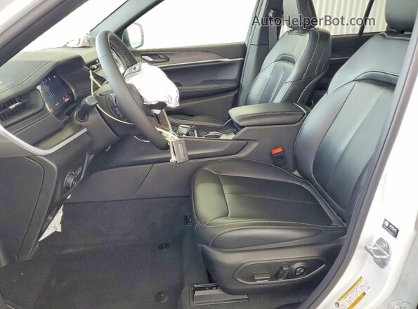 1C4RJHBR7TC248859 2026 JEEP GRAND White Սալոնի դիմացի տեսք