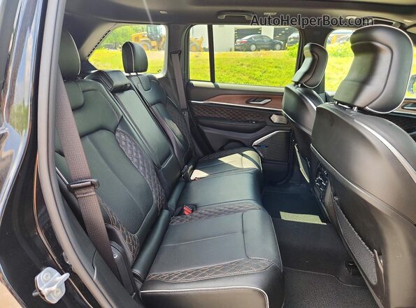 1C4RJHEG8PC586707 2023 JEEP GRAND Black Widok wnętrza z tyłu