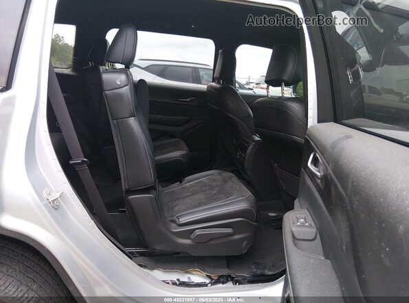 1C4RJJAG6P8902668 2023 JEEP GRAND CHEROKEE L Silver Vista de la etiqueta del VIN