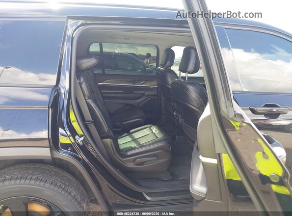 1C4RJJBG4P8739744 2023 JEEP GRAND CHEROKEE L Black VIN კოდის სტიკერის ხედი