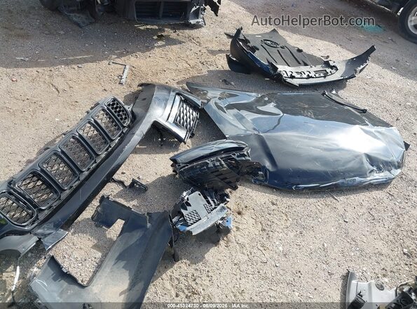 1C4RJJBG4P8739744 2023 JEEP GRAND CHEROKEE L Black ხელსაწყოთა პანელის ხედი