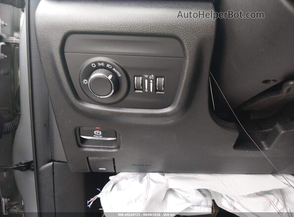 1C4RJKAG2R8919959 2024 JEEP GRAND CHEROKEE L Серебряный 