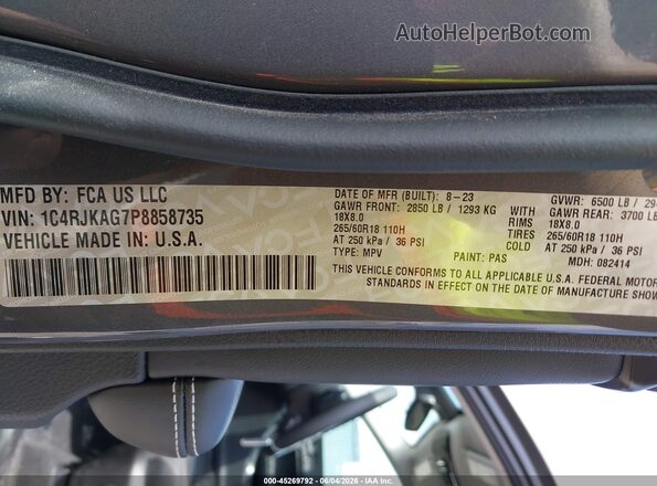 1C4RJKAG7P8858735 2023 JEEP GRAND CHEROKEE L Gray Widok komory silnika