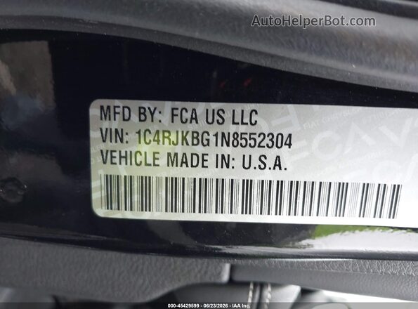 1C4RJKBG1N8552304 2022 JEEP GRAND CHEROKEE L Black Engine compartment view