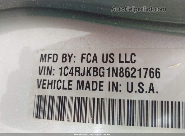 1C4RJKBG1N8621766 2022 JEEP GRAND CHEROKEE L Silver ძრავის განყოფილების ხედი
