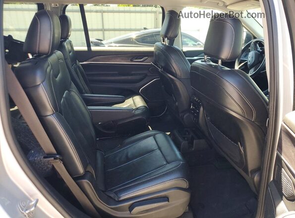 1C4RJKBG4M8204818 2021 JEEP GRAND Silver Vista interior trasera