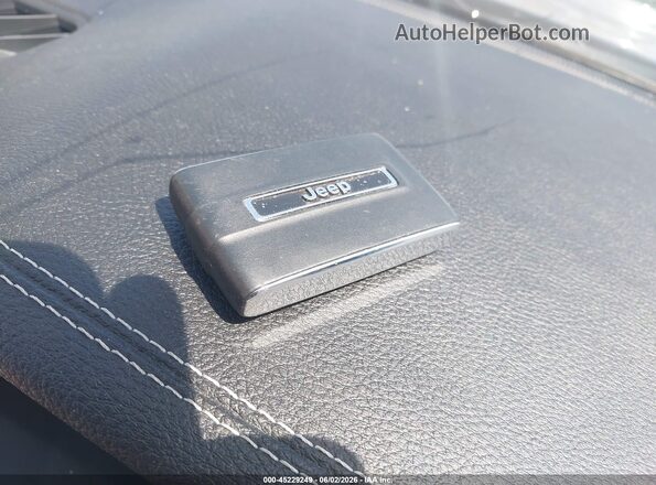 1C4RJKBG5P8775531 2023 JEEP GRAND CHEROKEE L Black Widok deski rozdzielczej