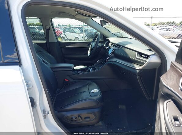 1C4RJKBG7P8702175 2023 JEEP GRAND CHEROKEE L White Սալոնի դիմացի տեսք