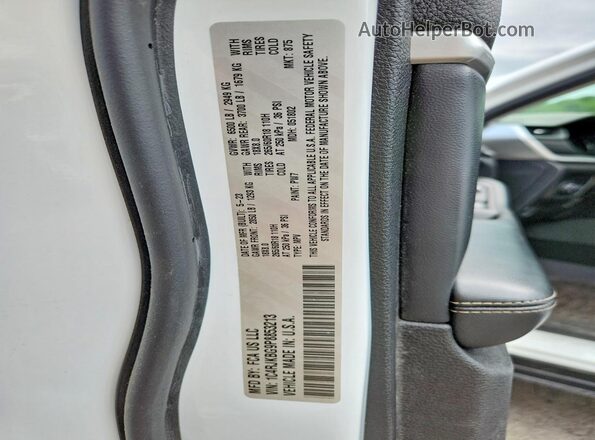 1C4RJKBG9P8853213 2023 JEEP GRAND White 360 interior view