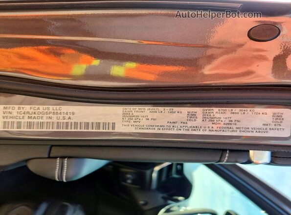 1C4RJKDG6P8841419 2023 JEEP GRAND Charcoal Vista de la etiqueta del VIN