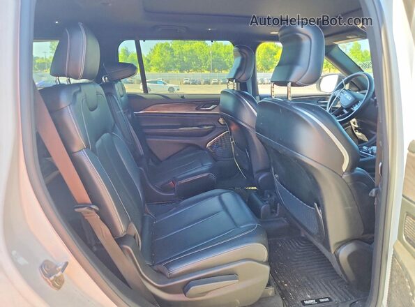 1C4RJKDT6M8181018 2021 JEEP GRAND White უკანა სავარძლების ხედი