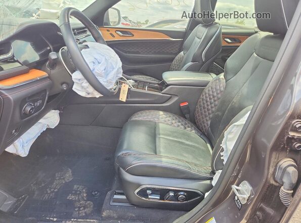 1C4RJKET3P8849974 2023 JEEP GRAND Gray Вид салону спереду