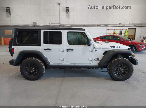 1C4RJXN63SW606418 2025 JEEP WRANGLER White Rear interior view