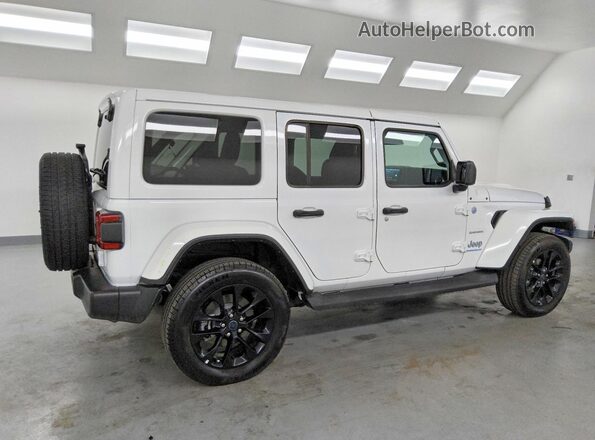 1C4RJXP64RW370076 2024 JEEP WRANGLER White უკანა მარჯვენა